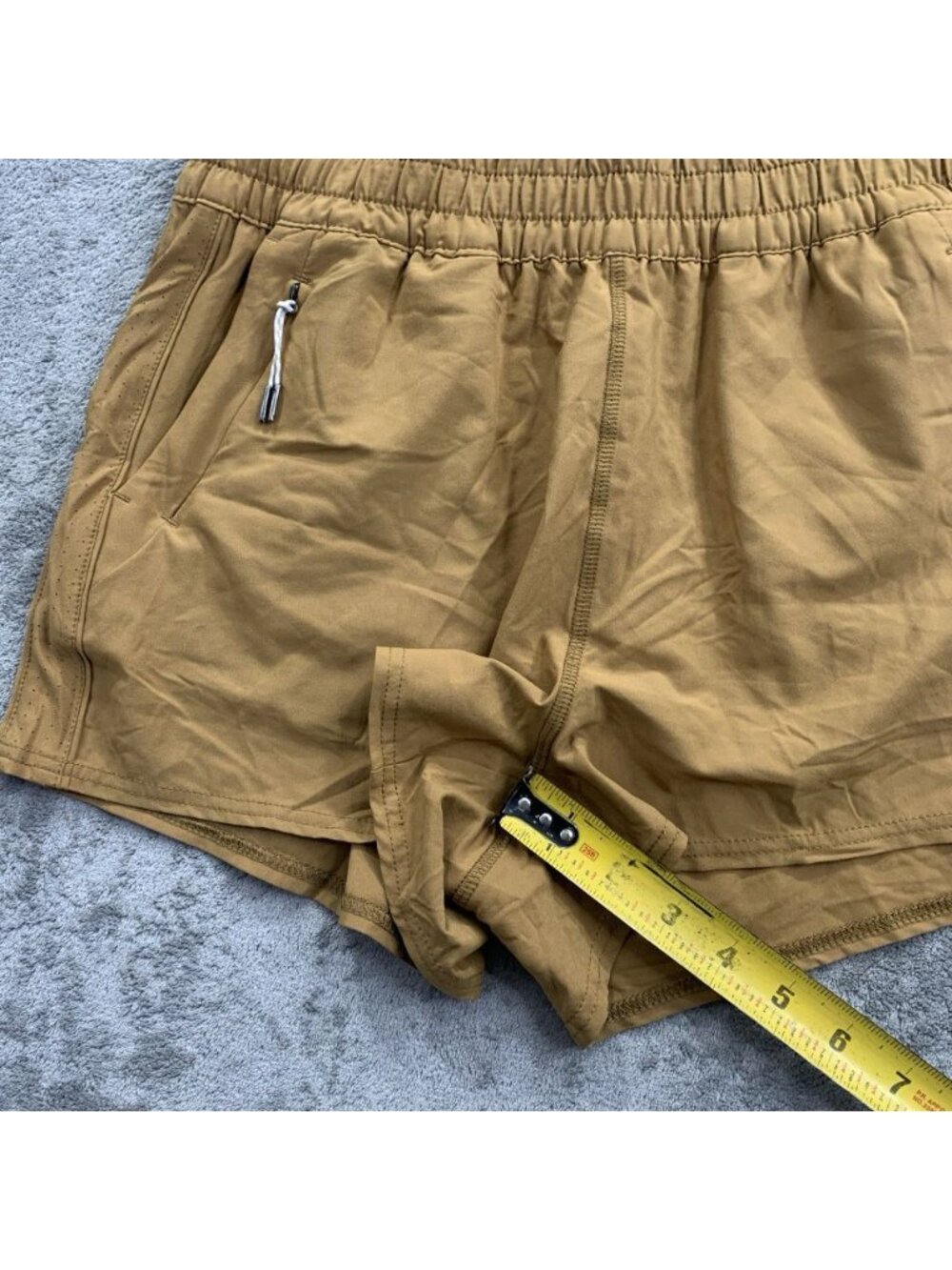 Vuori dash Women's Athletic Shorts in Mustard Brown - Picture 4 of 8